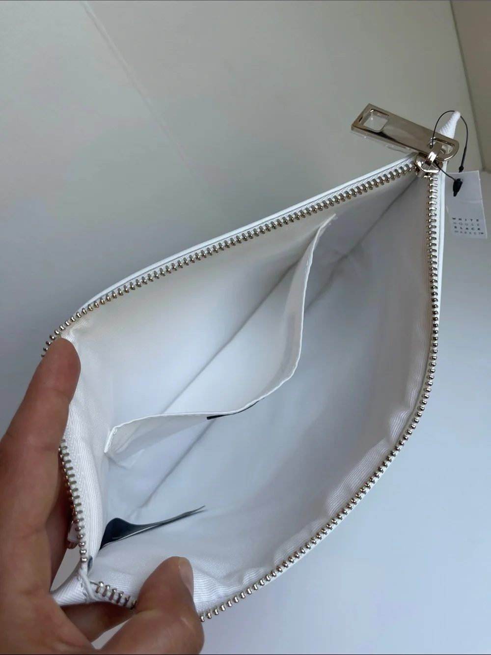 White House Black Market Clutch New With Tag 🏷️ - Picture 10 of 12